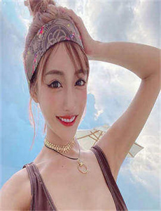 《邓晶-女女VIVO18》