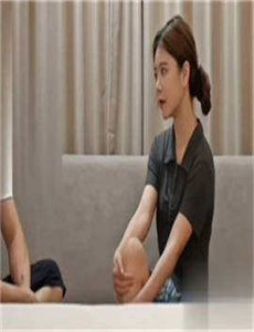 《骑士电影网-96国产下药迷倒白嫩美女》