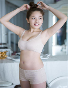 《特殊的精华油1HD-亚洲婷婷六月的婷婷》